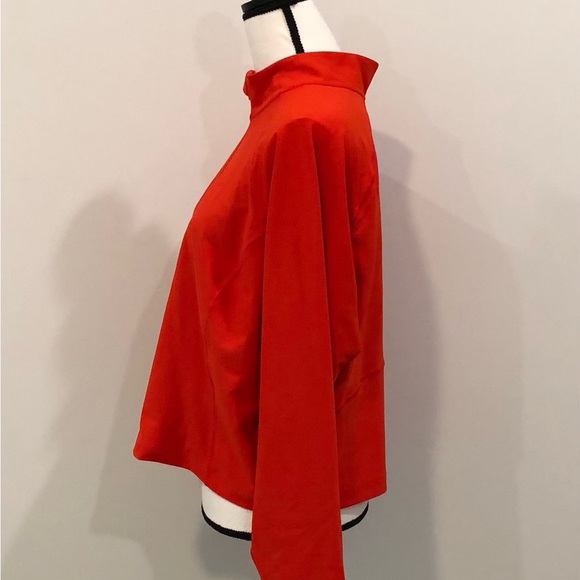 Old Navy Active Powersoft Pullover - Picture 2 of 3